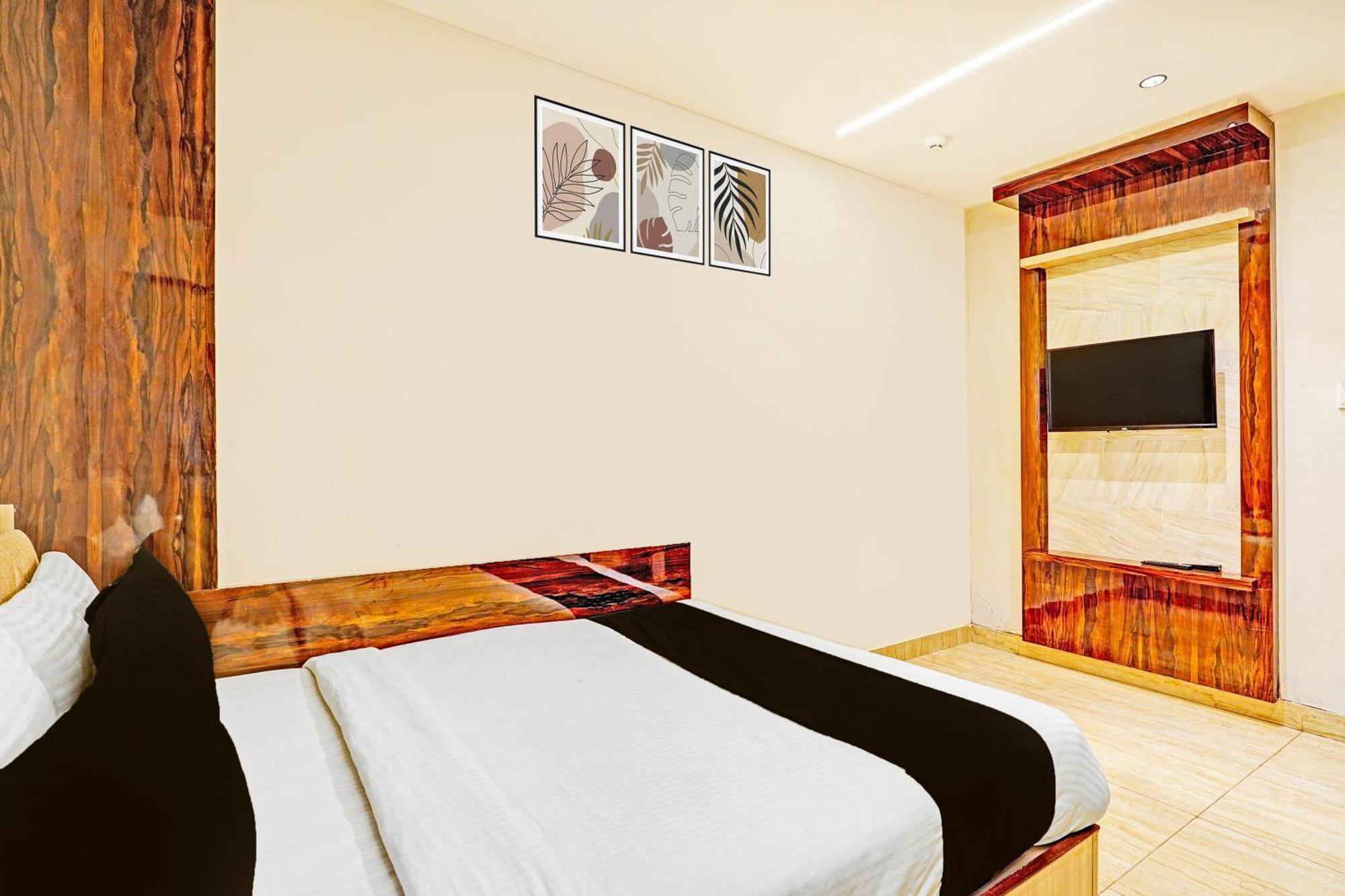 Super Townhouse Indiranagar 호텔 벵갈루루 외부 사진