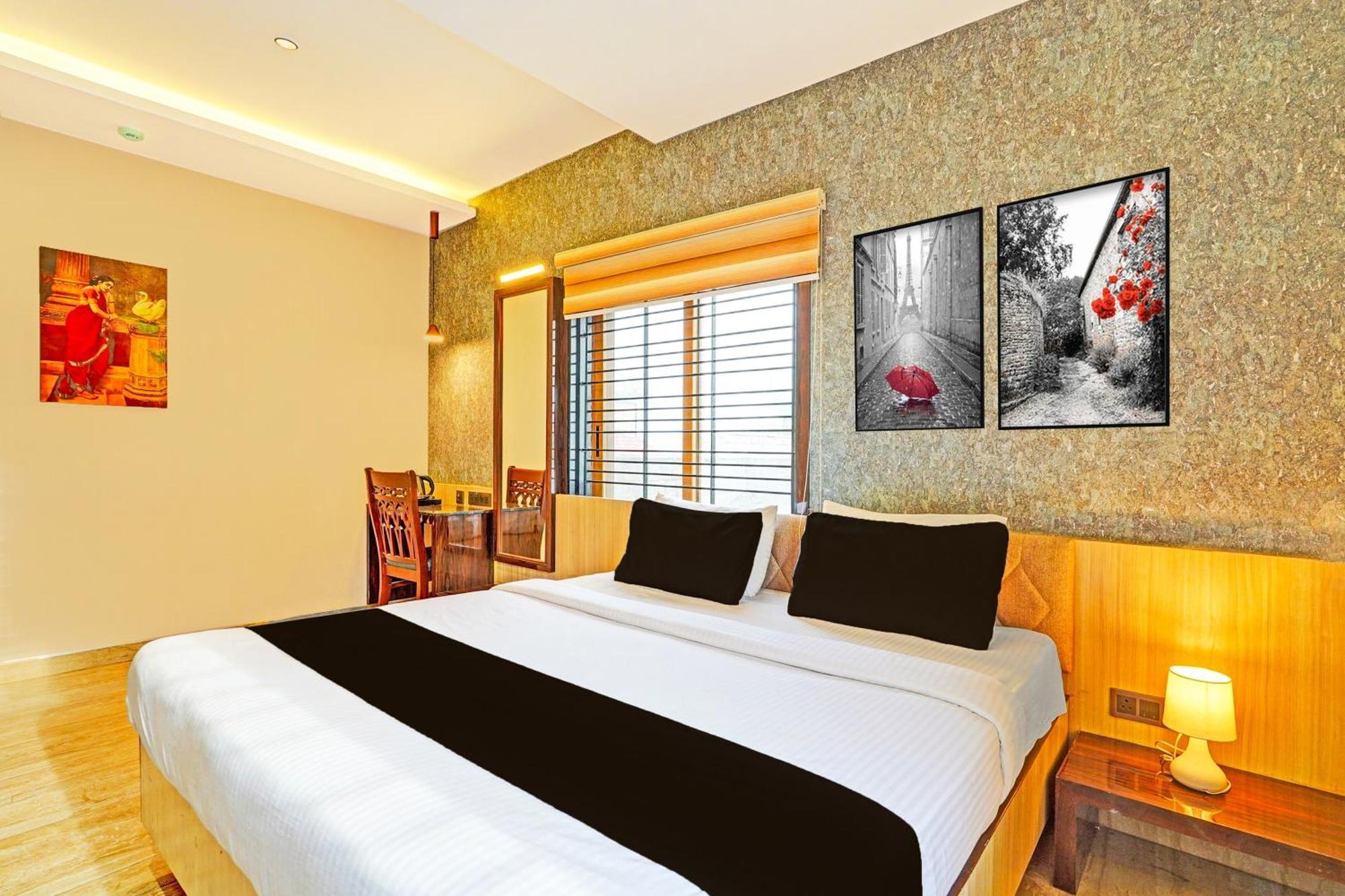 Super Townhouse Indiranagar 호텔 벵갈루루 외부 사진